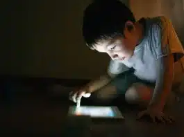 Çocuklarda ekran bağımlılığı