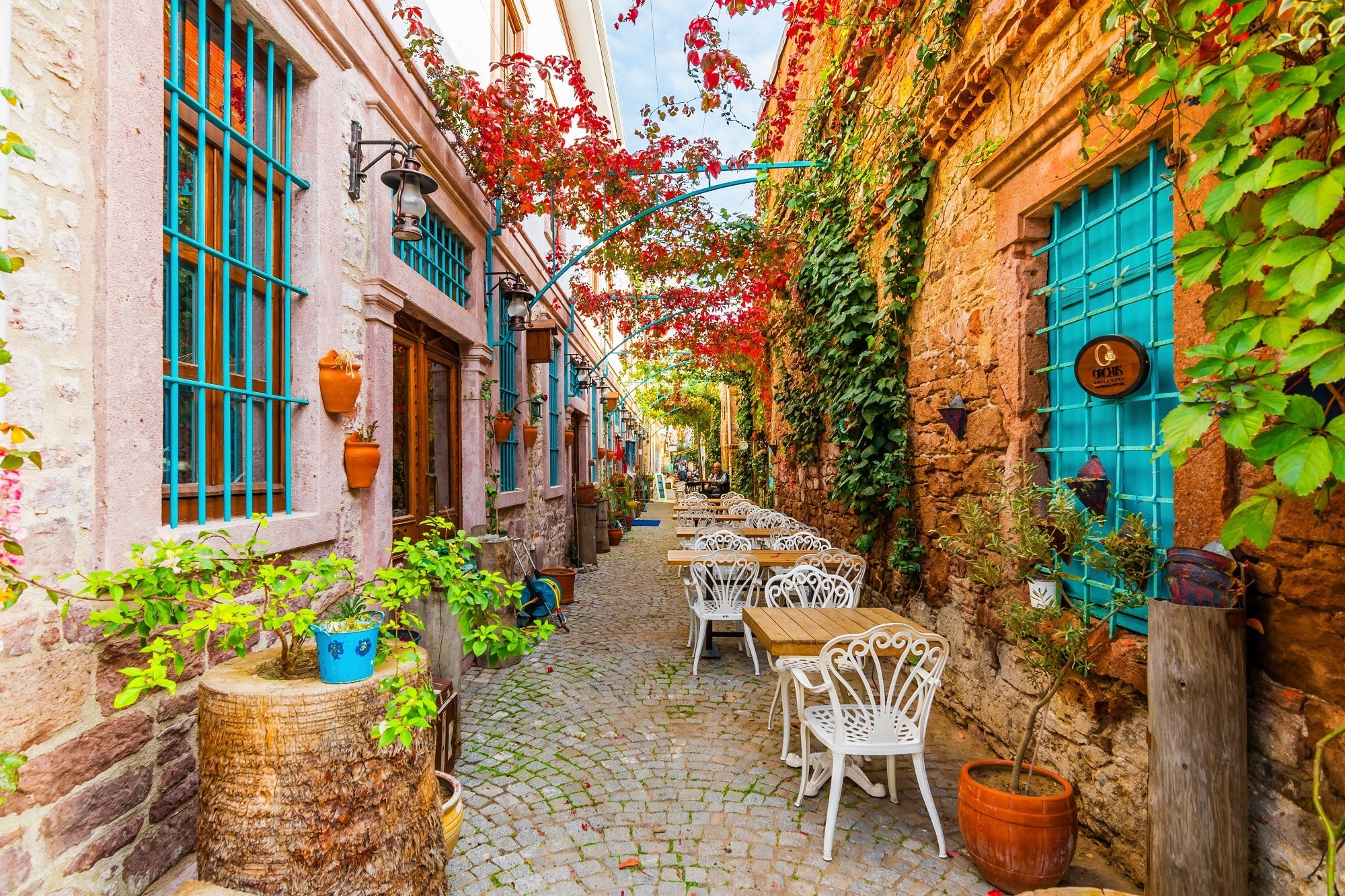 ayvalık yalnız tatil gezilecek yerler