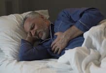 Gece artan kalp krizi riski, sirkadiyen ritim ve uyku apnesi gibi faktörler nedeniyle genel kalp sağlığını tehdit eder.
