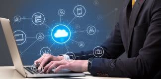 Şirketlerin 2025 bulut stratejileri; public cloud platformları, yapay zeka çözümleri ve FinOps ile maliyet kontrolü.