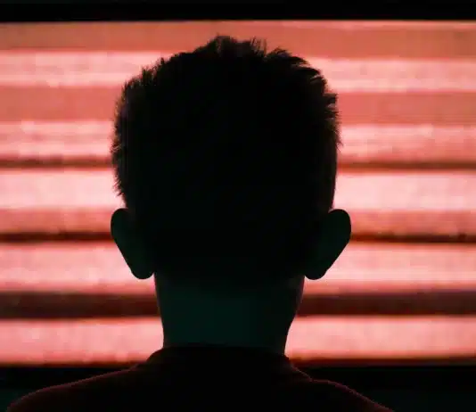 Çocuklarda şiddet eğilimi ve antisosyal kişilik bozukluğu belirtileri neler?