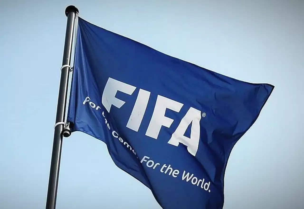 FIFA'nın İnsan Hakları Politikası: İsrail'in uluslararası futboldan men edilmesi çağrıları ve insan hakları ihlalleri.