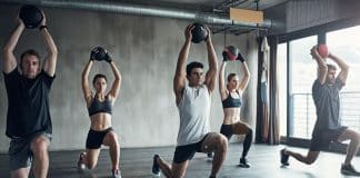 Fitness ve düzenli egzersiz vücudumuza neler yapıyor? Fitness ve düzenli egzersiz yapmanın faydaları: Motivasyon, bağışıklık sistemi ve direnç antrenmanları.