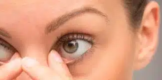Göz alerjisi neden olur? Göz kaşıntısı, sulanma ve alerjik konjonktivit belirtileri Göz alerjisi ve belirtileri: Göz kaşıntısı, alerjik konjonktivit ve kontakt lens kullanıcıları için riskler.
