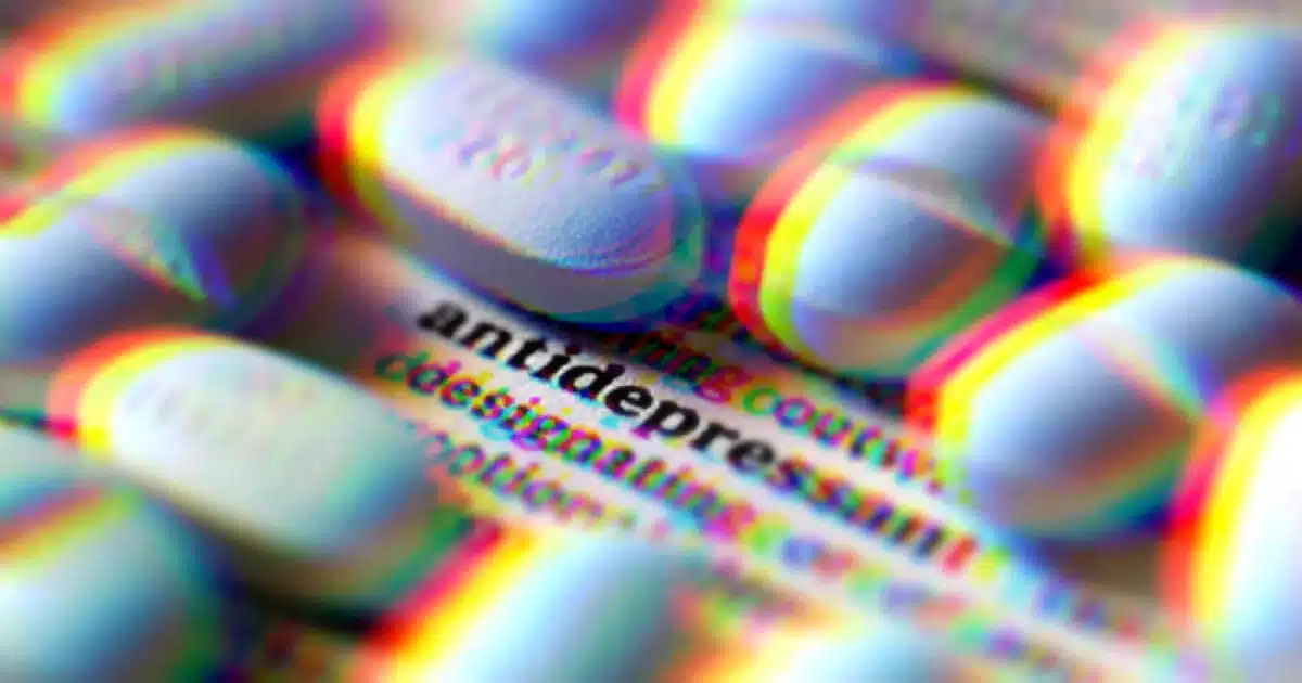 Antidepresan kullanımı artışı ve Türkiye verileri: Prof. Dr. Ebru Şalcıoğlu'nun pandemi etkisi ve ruh sağlığı üzerine değerlendirmeleri.