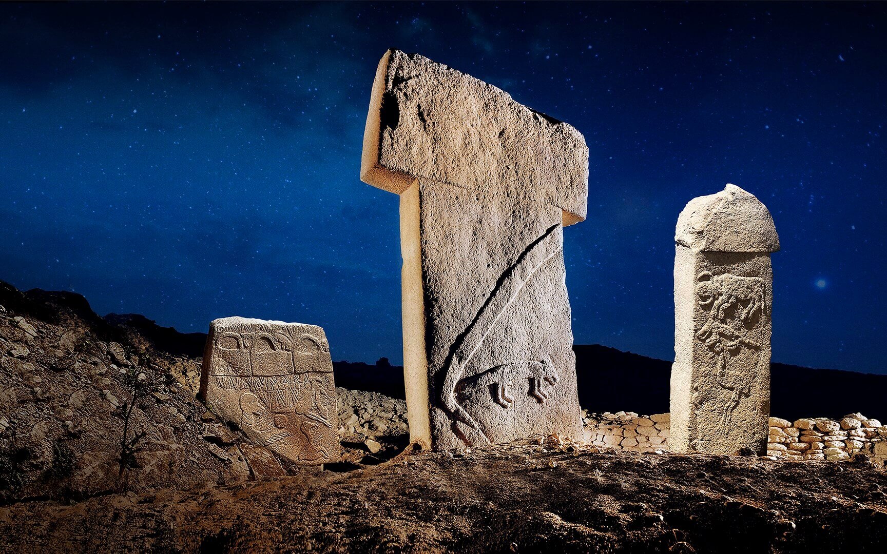 Göbekli Tepe, sadece bir inanç merkezi değil, belki de Neolitik dönemin en temel kaygısı olan doğurganlık ve üreme için kurulmuş kadim bir hac merkeziydi.