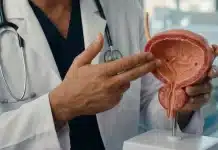 Mesane kanseri belirtileri: Sırt ağrısı ve idrarda kanamaya dikkat! Mesane kanseri belirtileri ve robotik cerrahi tedavisi hakkında bilgi veren Türk doktor