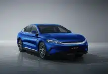 BYD küresel satışlarda Ford’u geride bıraktı: Çinli dev dünya sıralamasında yükseliyor BYD küresel satışlarda Ford'u geride bıraktı konulu otomobil üretim hattı