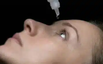 Türk oftalmoloji derneği uyardı: Bitkisel göz damlası körlüğe yol açıyor bitkisel göz damlası zararları neler? Kırlangıç otu nedir?