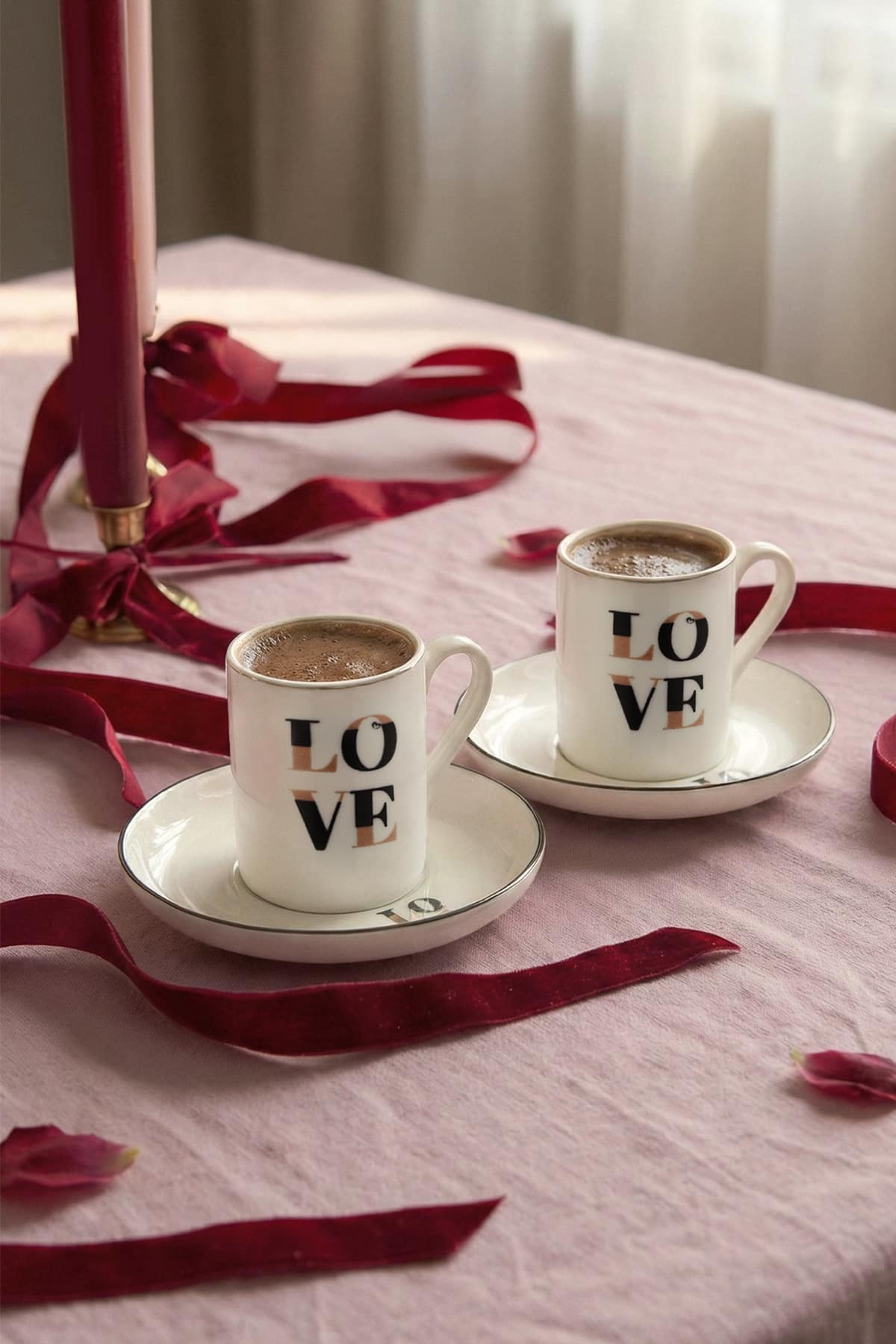 Kütahya Porselen Bone Pink Love 4 Parça 2 Kişilik Kahve Takımı