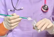 Serviks (rahim ağzı) kanseri tarama testleri erken teşhis ve tedavi sürecinde hayati rol oynuyor Serviks kanseri tarama testleri ve jinekolojik muayene süreci