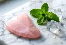 Yüzdeki şişkinliği indirmenin yolları: Buz ve Gua Sha masajı gerçekten işe yarıyor mu? Gua Sha Yeşim Roller yüz ödemi nasıl atılır ve yüz masajı teknikleri uygulaması
