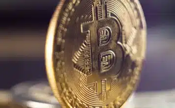 Bitcoin Boğa-Ayı Piyasası: Her İki Tarafın Şu Anda Savunduğu Argümanlar Bitcoin boğa ayı piyasası döngüsünde yükseliş ve düşüş trendlerini belirleyen küresel finansal argümanların özeti.