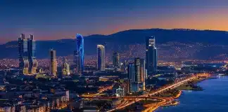 İzmir Tatili Planlama Rehberi: Adım Adım 5 Günlük Tatil Planı İzmir tatil planı için en popüler ve uygun İzmir otelleri rehberi.