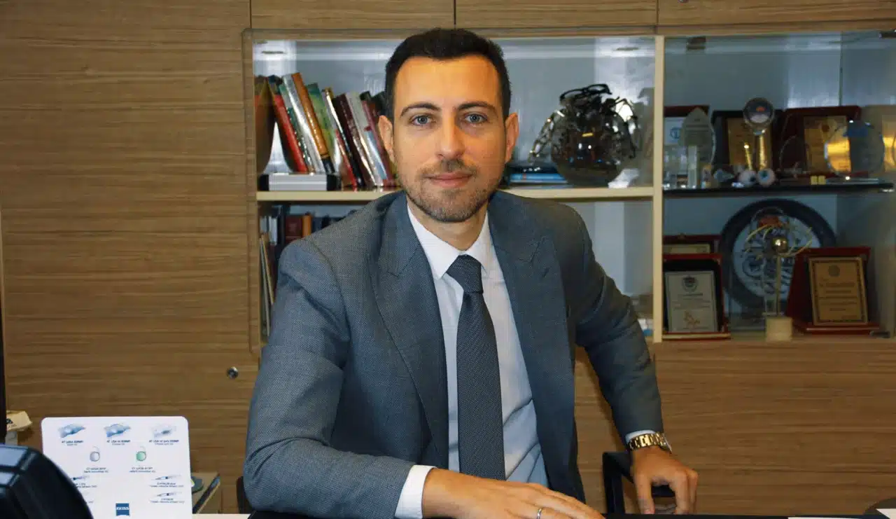 Göz Lazer Doktoru Rıfat Rasier