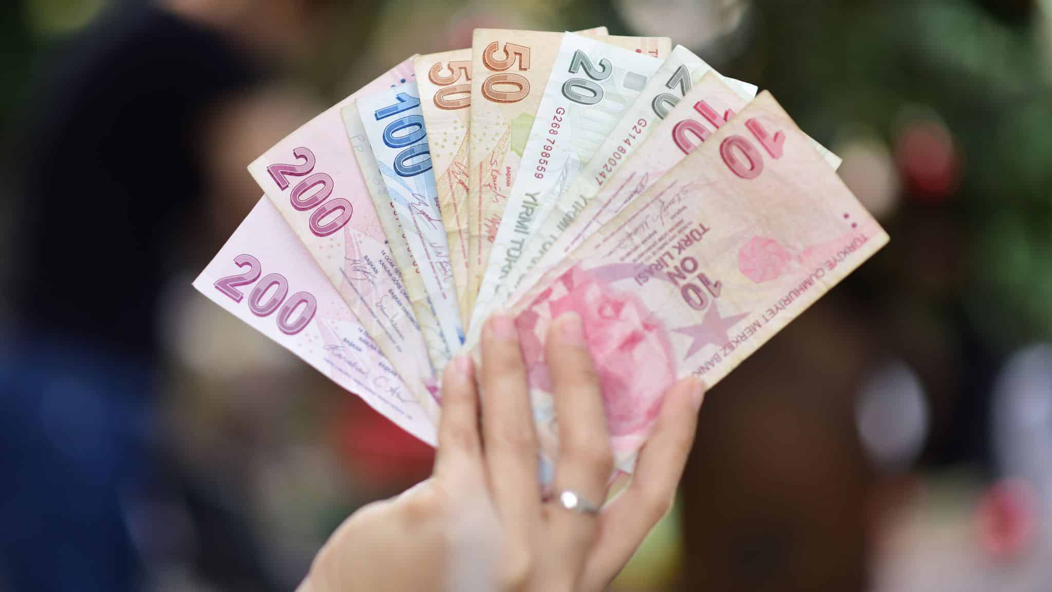 2027 asgari ücret zammı öncesi elde tutulan Türk lirası banknotları