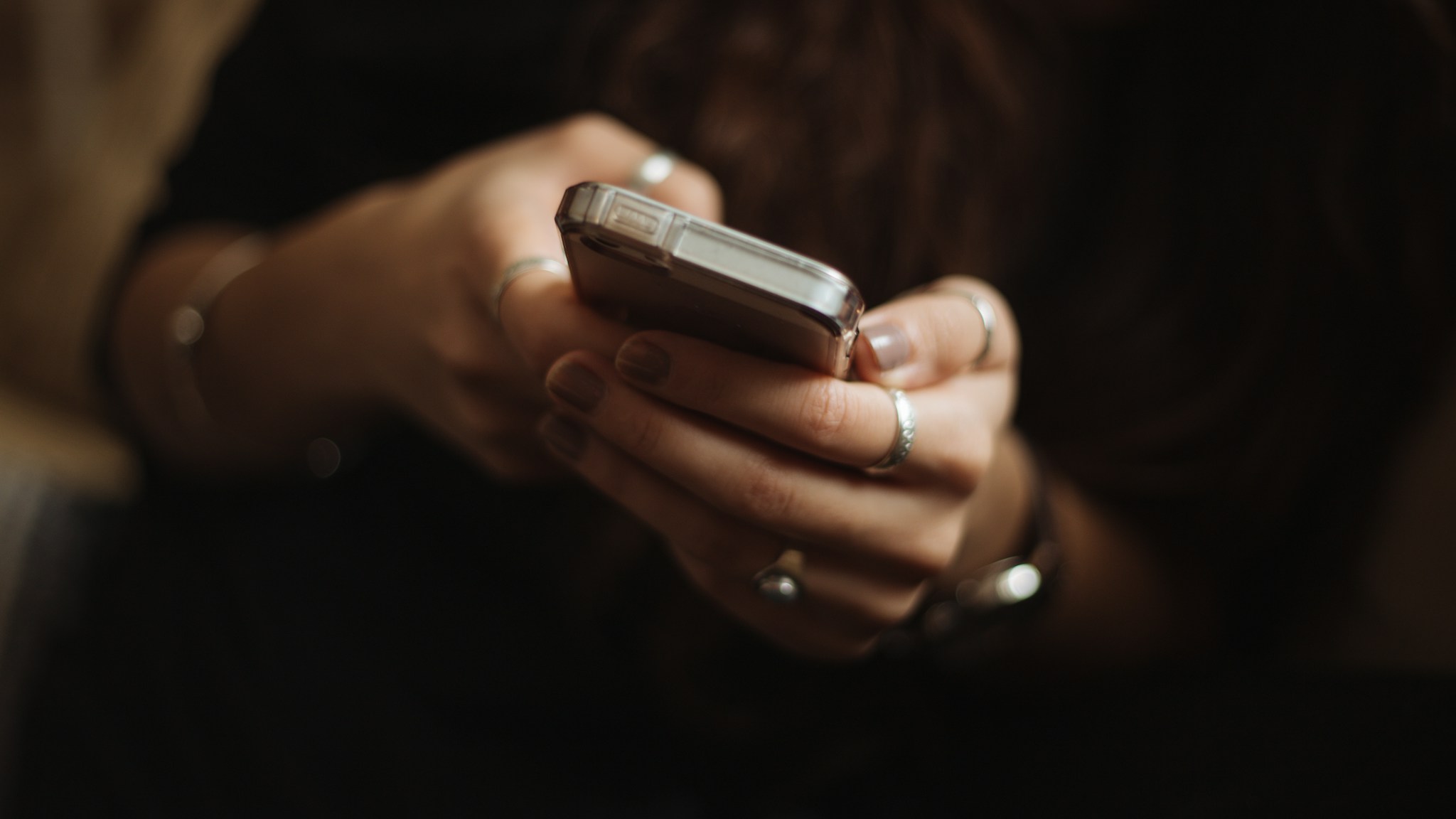 Beyin sağlığı açısından uzun süreli akıllı telefon kullanımı