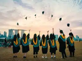 İlk iş bulma süresi 14,2 ay: Diploma tek başına yetiyor mu? İlk iş bulma süresi merak edilen üniversite mezunları keplerini havaya atıyor