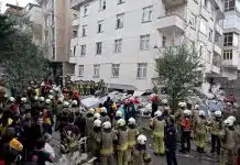 Maltepe’deki bina çökmesi sonrası uzmanlar: Dükkan tadilatları sorgulanmalı Maltepe Cevizli'de bina çökmesi sonrası enkazda arama kurtarma yapan ekipler