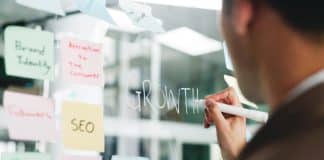 Agency vs marketplace link building